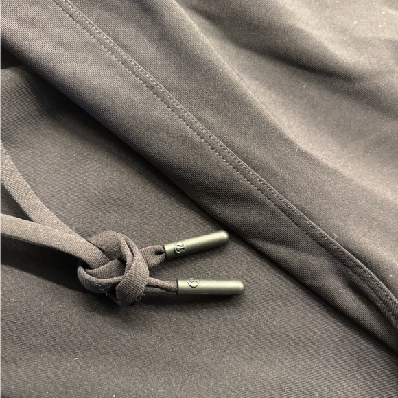 Lululemon Joggers - Picture 4 of 4
